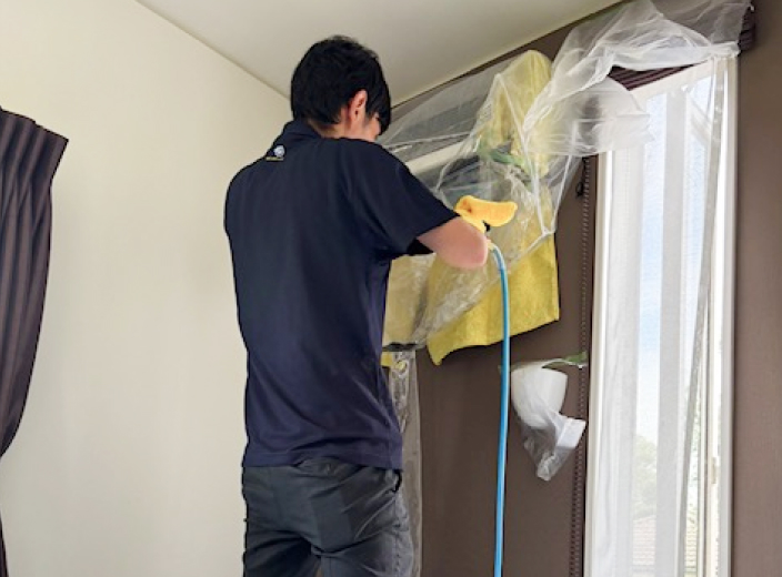 清掃作業している様子